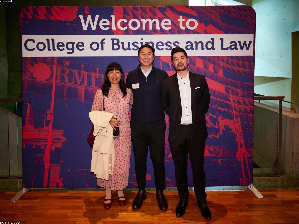 យុទ្ធសាស្រ្តនិងកម្រិត: ការយល់ដឹងអំពីការគ្រប់គ្រងជោគជ័យ